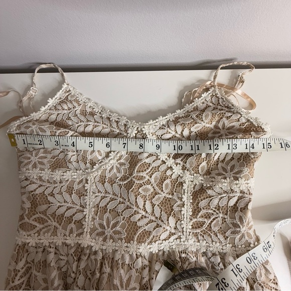 Anthropologie - NSR Hayden Floral Midi Dress cream/beige lace- XS - Picture 13 of 13
